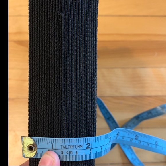 Vintage Hardshell Clasp Closure Bag - Picture 11 of 11